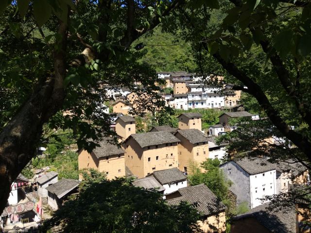 陽產土樓