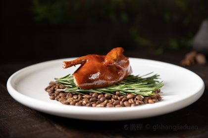 阿凯缇娅·安止樱落海景度假酒店·一间海景餐厅