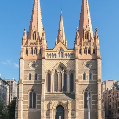 Lennot Melbourne Adelaide