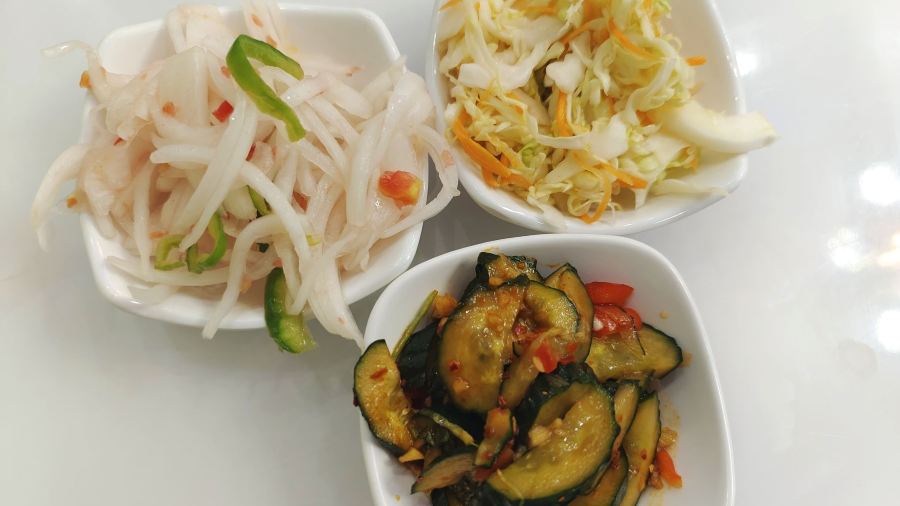 库尔班江抓饭(大修厂店)