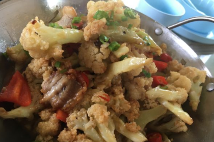 袁夫稻田火车餐厅