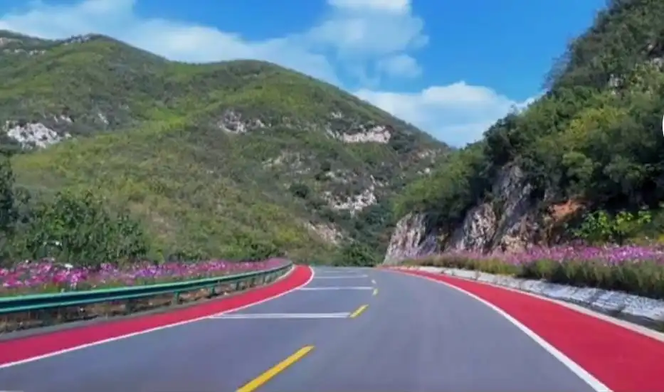 Hotels near Taihang Skyroad