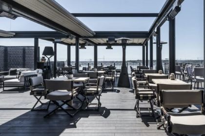 Adèle Mixology Lounge