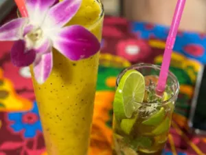 Reua Thong Bar & Restaurant