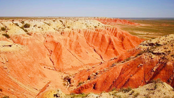 Dahong Mountain Western Town