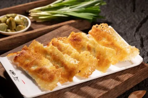 HAI YAN NAI NAI