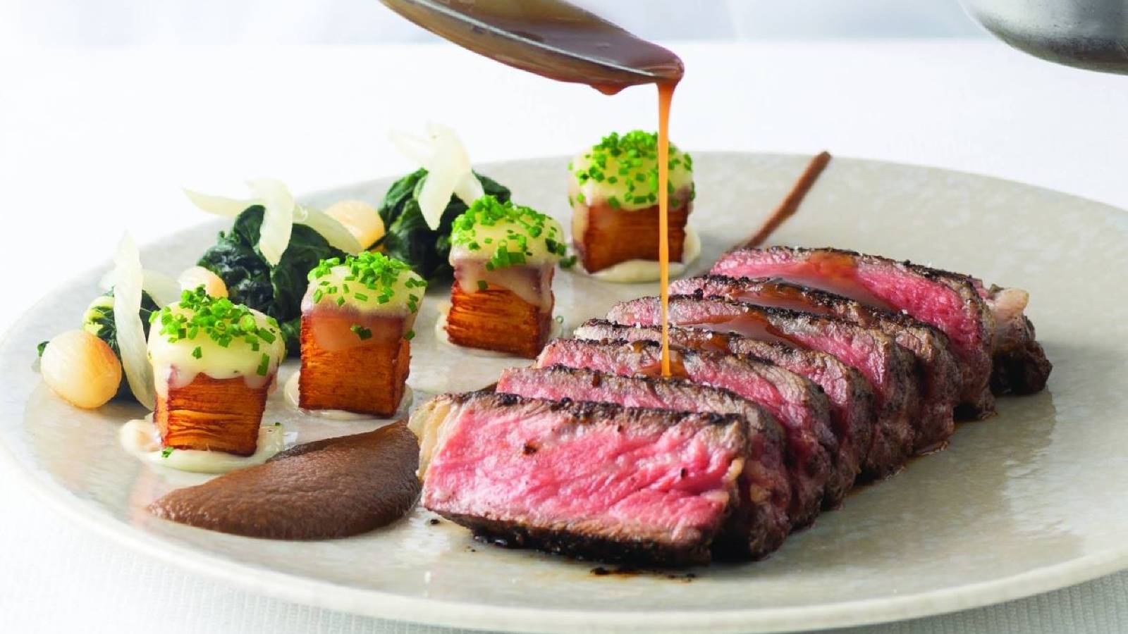 SPAGO DINING ROOM BY WOLFGANG PUCK