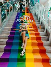 มุมถ่ายรูปสายรุ้งเก๋ๆที่สามย่านมิตรทาวน์