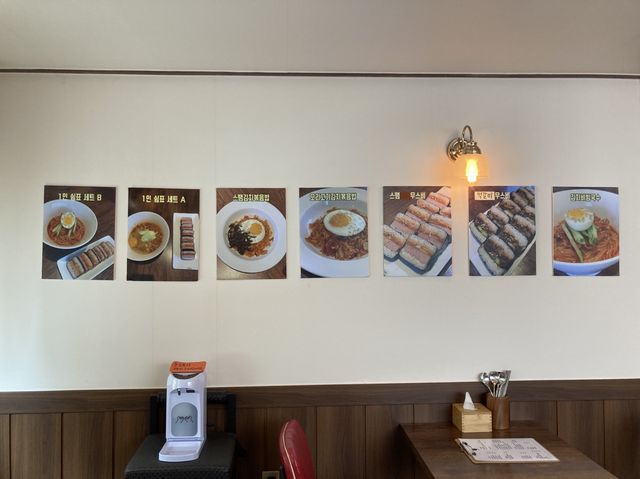 해방촌의 숨은 맛집 ‘해방촌쉼표’