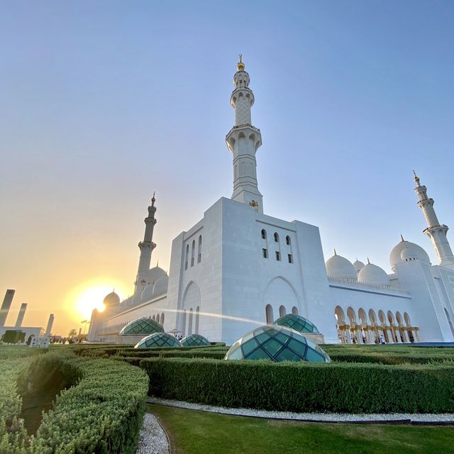 #境外遊 杜拜最出名的清真寺，不負所看