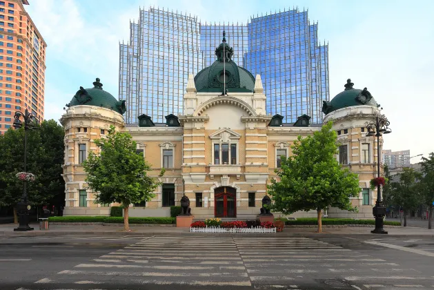 Holiday Inn Express Hotels in Huludao