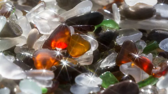 託卡列夫斯基燈塔+C-56博物館+玻璃海灘+金角灣+鷹巢山