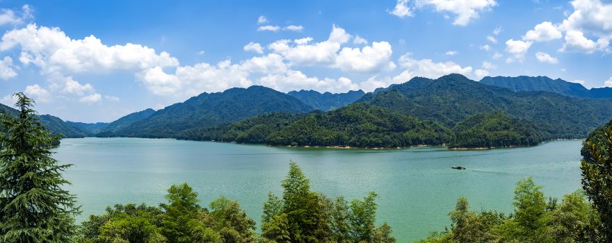 National Forest Park of Taohuajiang of Hunan