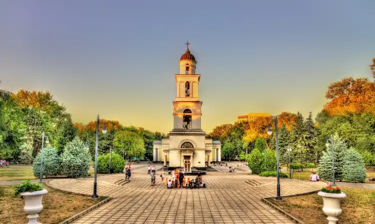 Hotels near Mihai Eminescu National Theater