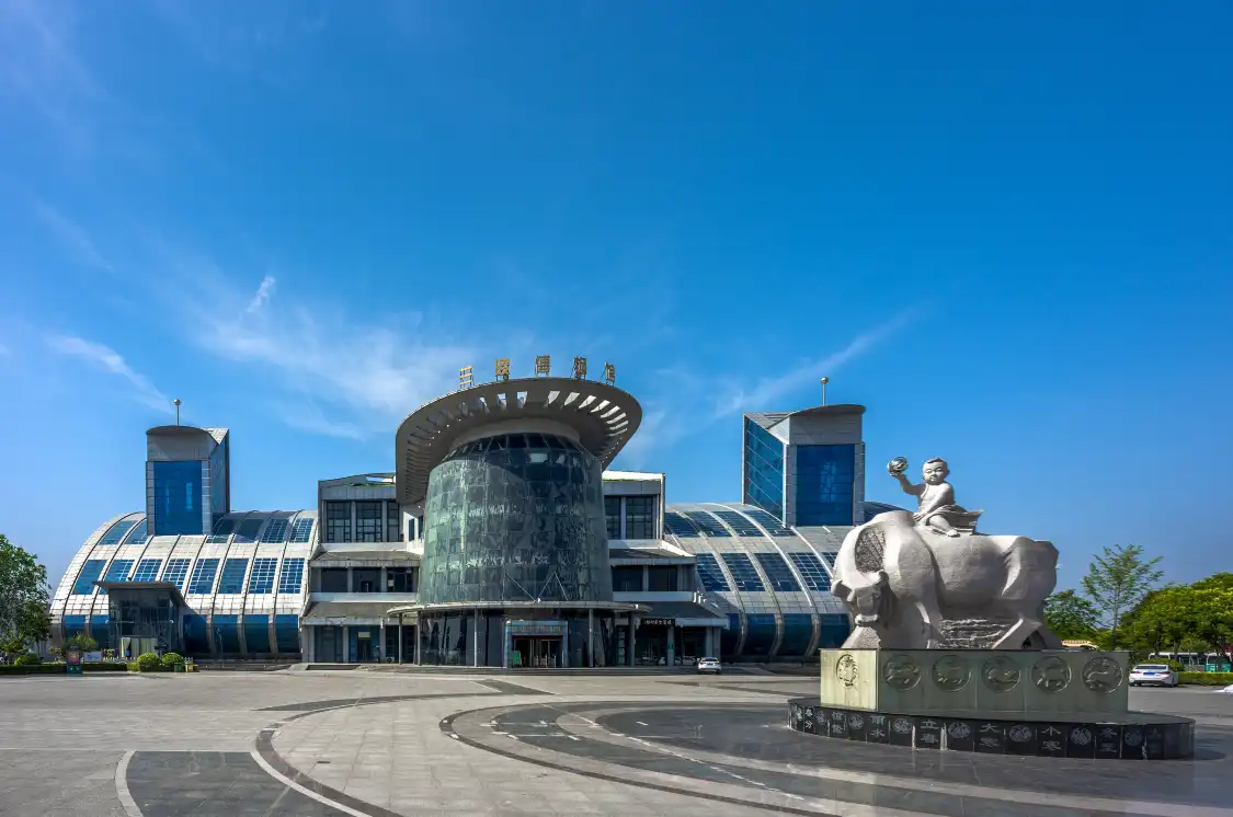 Hotels near Lanling Museum