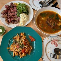 Grub by Ahong & Friends User Photo