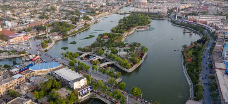 Hotels in Weihui