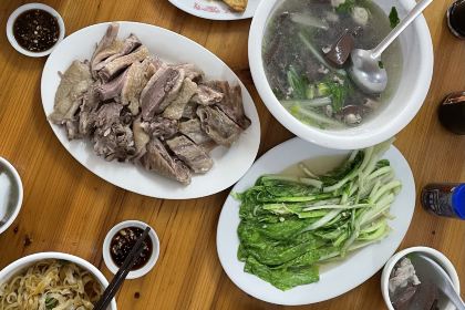 手拍面非遗美食街