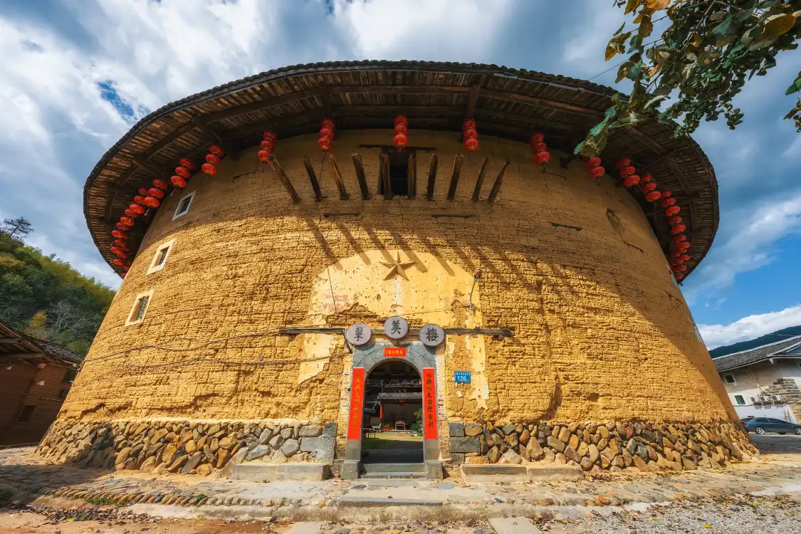 Hotels near Cuimei Earth Building