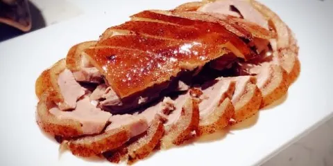 董魯烤鴨（臨河街店）