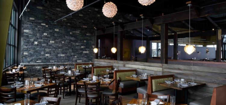 River House Restaurant and Raw Bar