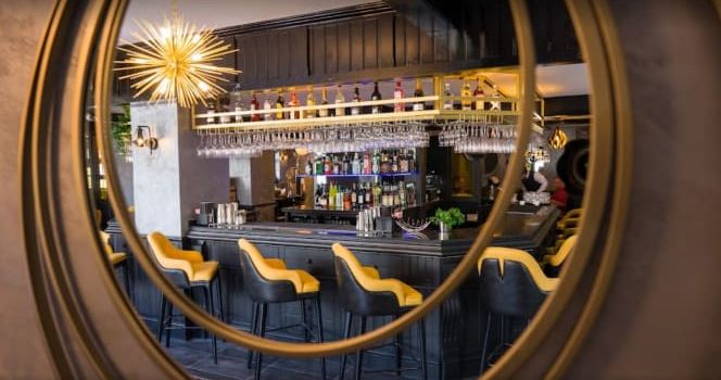 Manto's Meze Bar and Grill