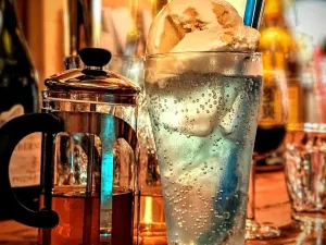 Jazz Bar Cloud9