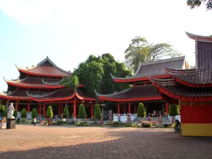 Wisata Sam Poo Kong