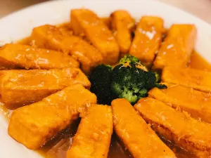 河邊美食城