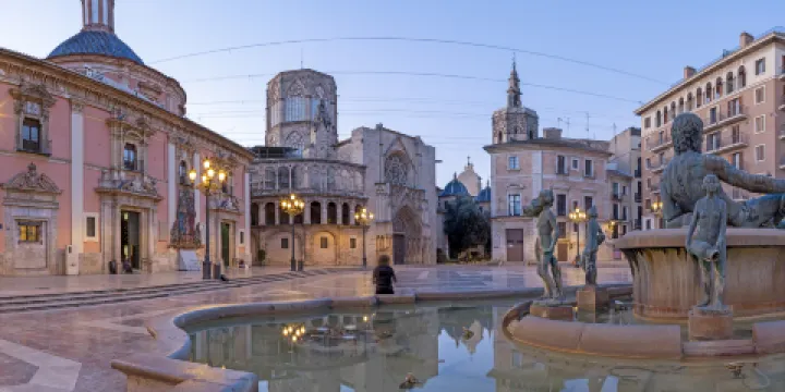 瓦倫西亞主教座堂