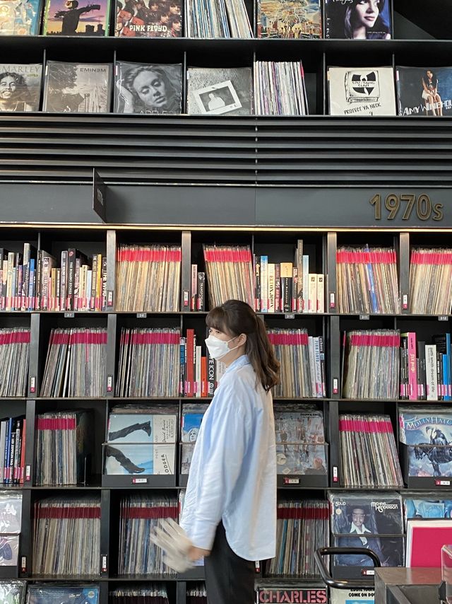 비오는 날 이태원, 그리고 음악