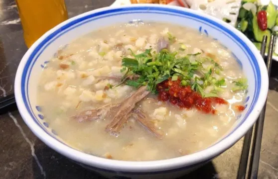 三顧香牛羊肉泡饃