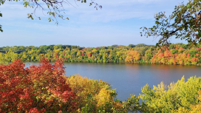 Mississippi Gorge Regional Park
