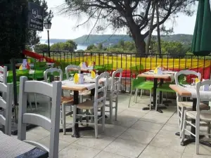Le Jess Restaurant