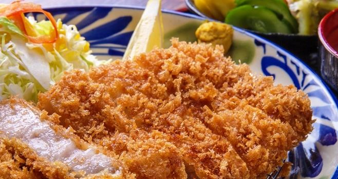 沖縄とんかつ食堂 しまぶた屋(前兼久店)