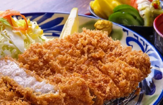沖縄とんかつ食堂 しまぶた屋