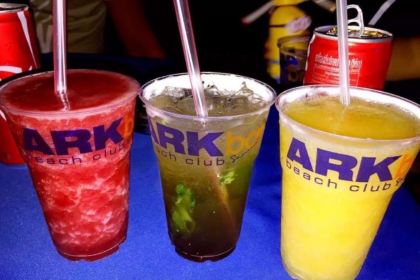 ARKbar beach club