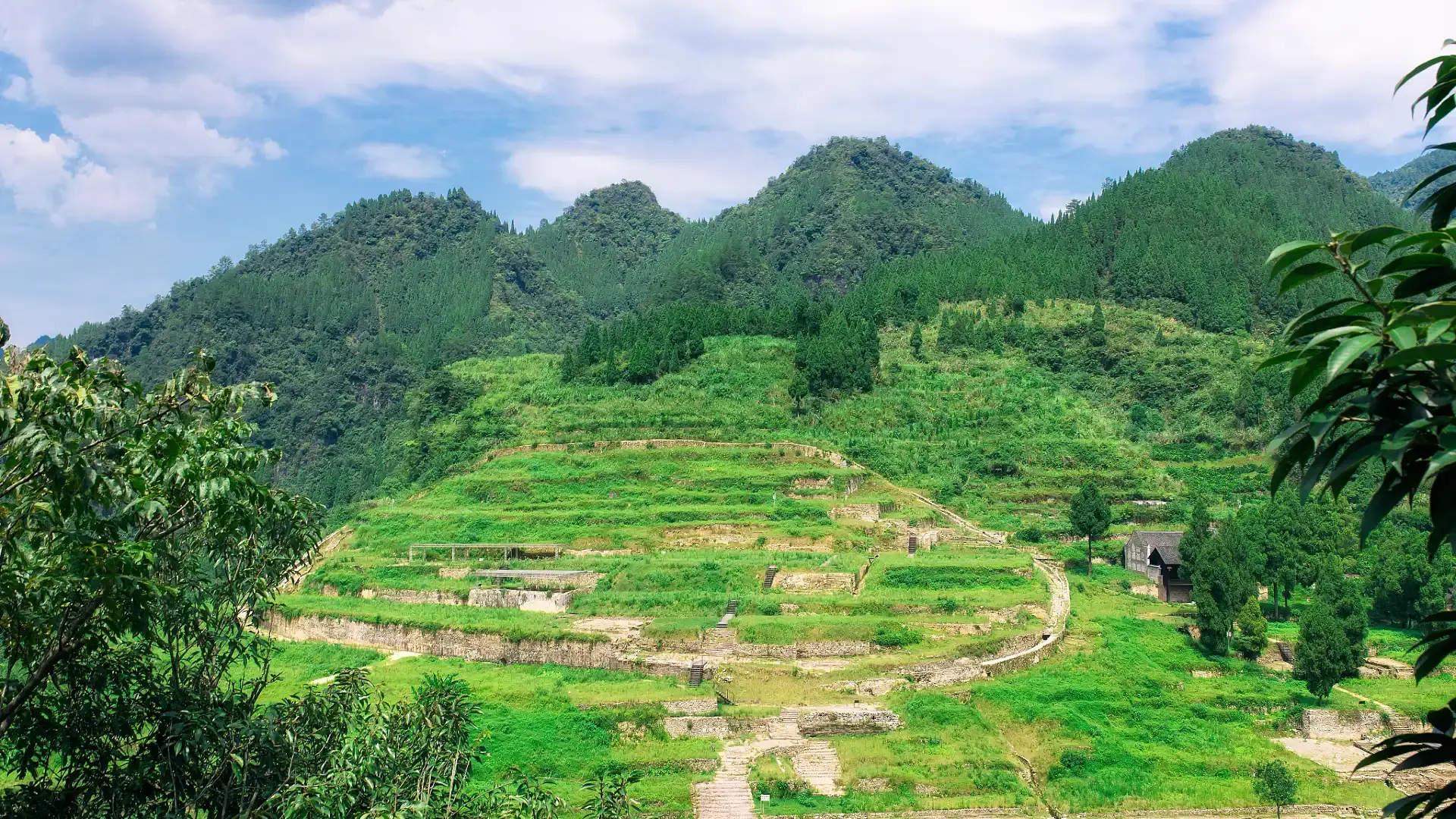 Hotels near Laosicheng Village