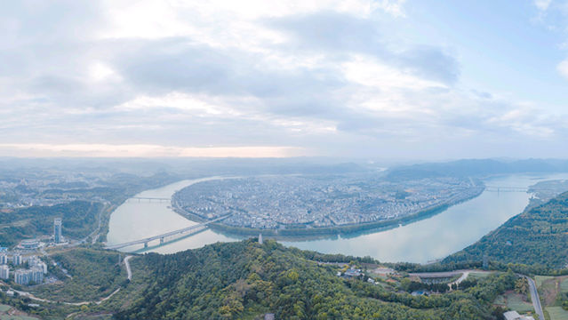 Yinxiang Jialingjiang Wetland Park