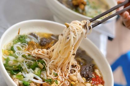 文山荷鮮居(翠湖店)