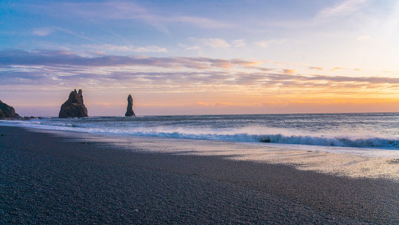 Reynisfjara Beach