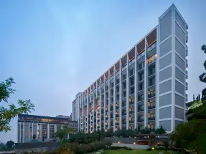 Grand Aston Puncak Hotel & Resort