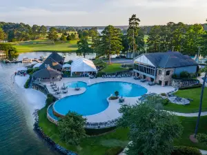 Willow Point Country Club