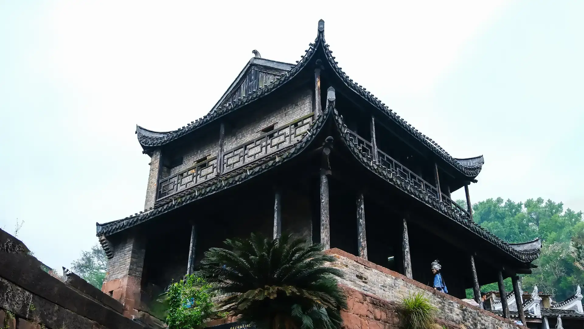 Hotels near East Gate Tower of Xiangxi