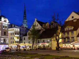 Tempat Tarikan Malam popular di Riga