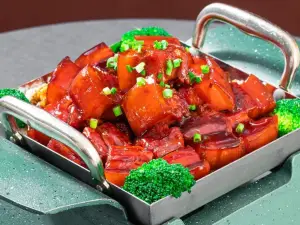 Guests come Banquet QingZhou