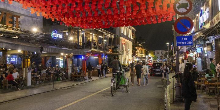 Nguyen Dinh Chieu Walking Street