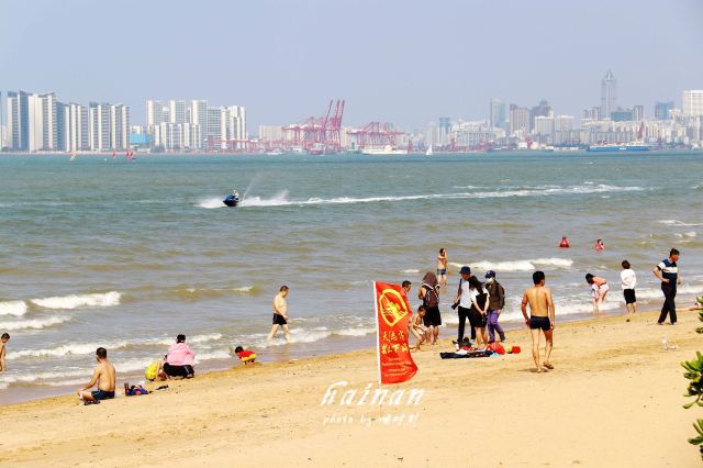假日海灘
