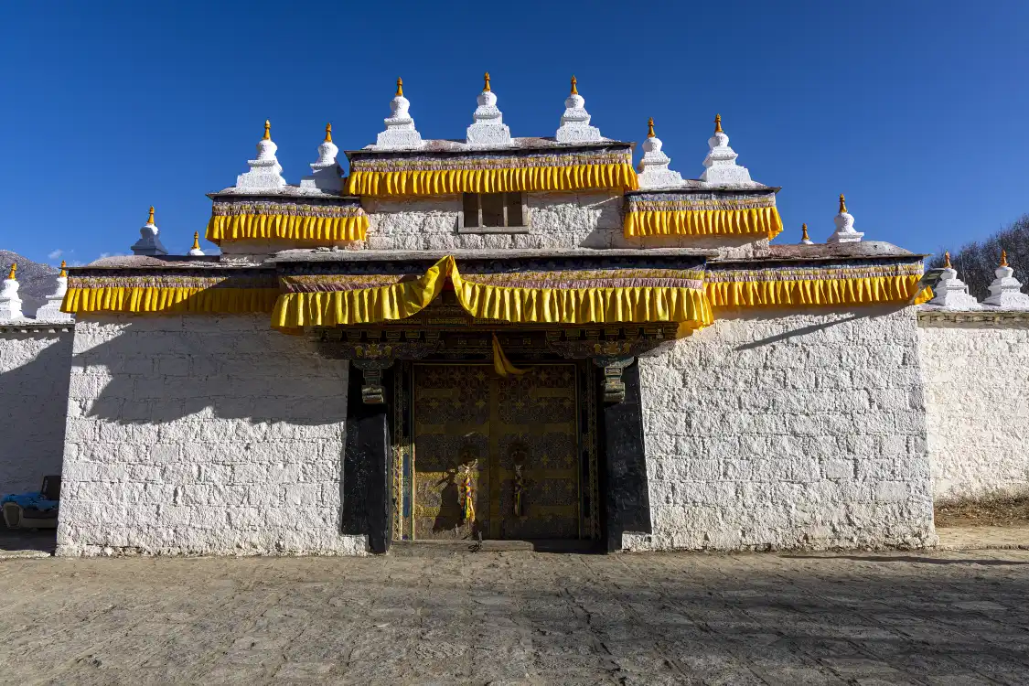 Hotels near Samye Monastery