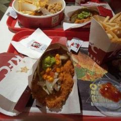 KFC (jiaxingchang'anxiuxizhan) 여행 사진